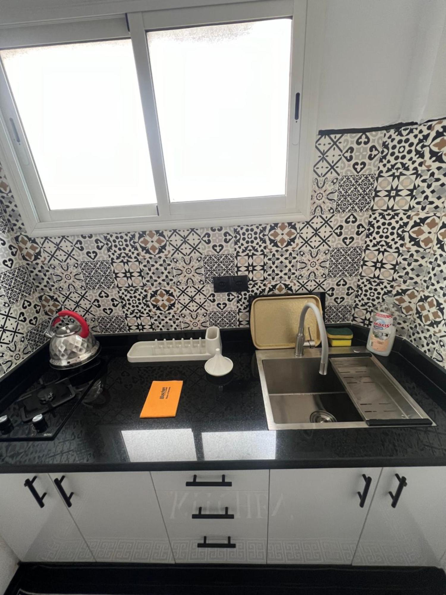 Youss Family Appartement 에사우이라 외부 사진