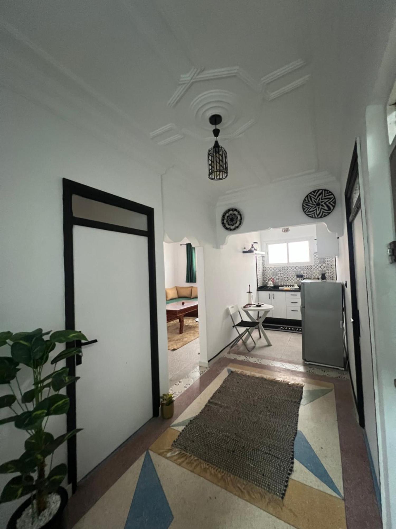 Youss Family Appartement 에사우이라 외부 사진
