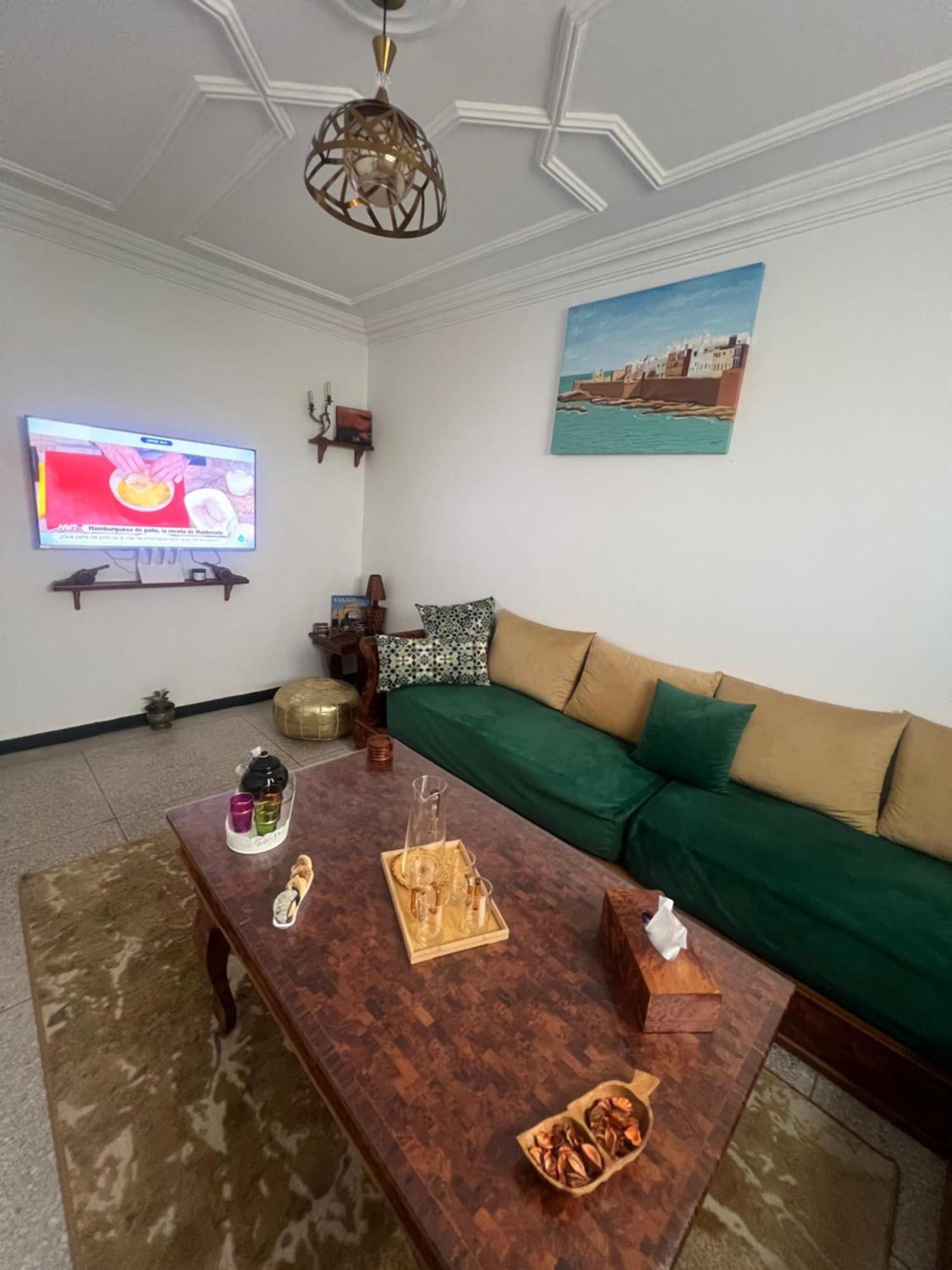 Youss Family Appartement 에사우이라 외부 사진
